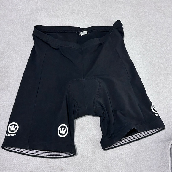 Canari Biking Shorts - Picture 1 of 3